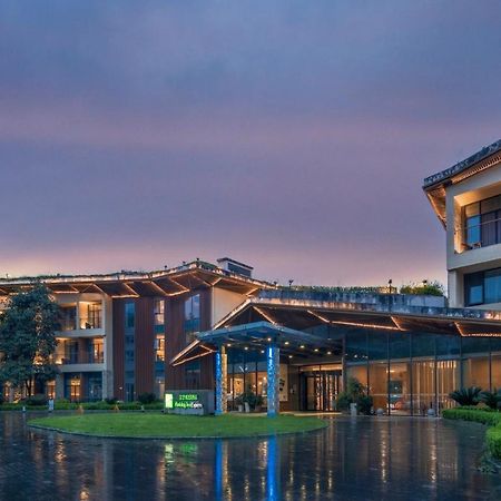 Holiday Inn Express Emei Mountain By Ihg Емейшань Екстер'єр фото