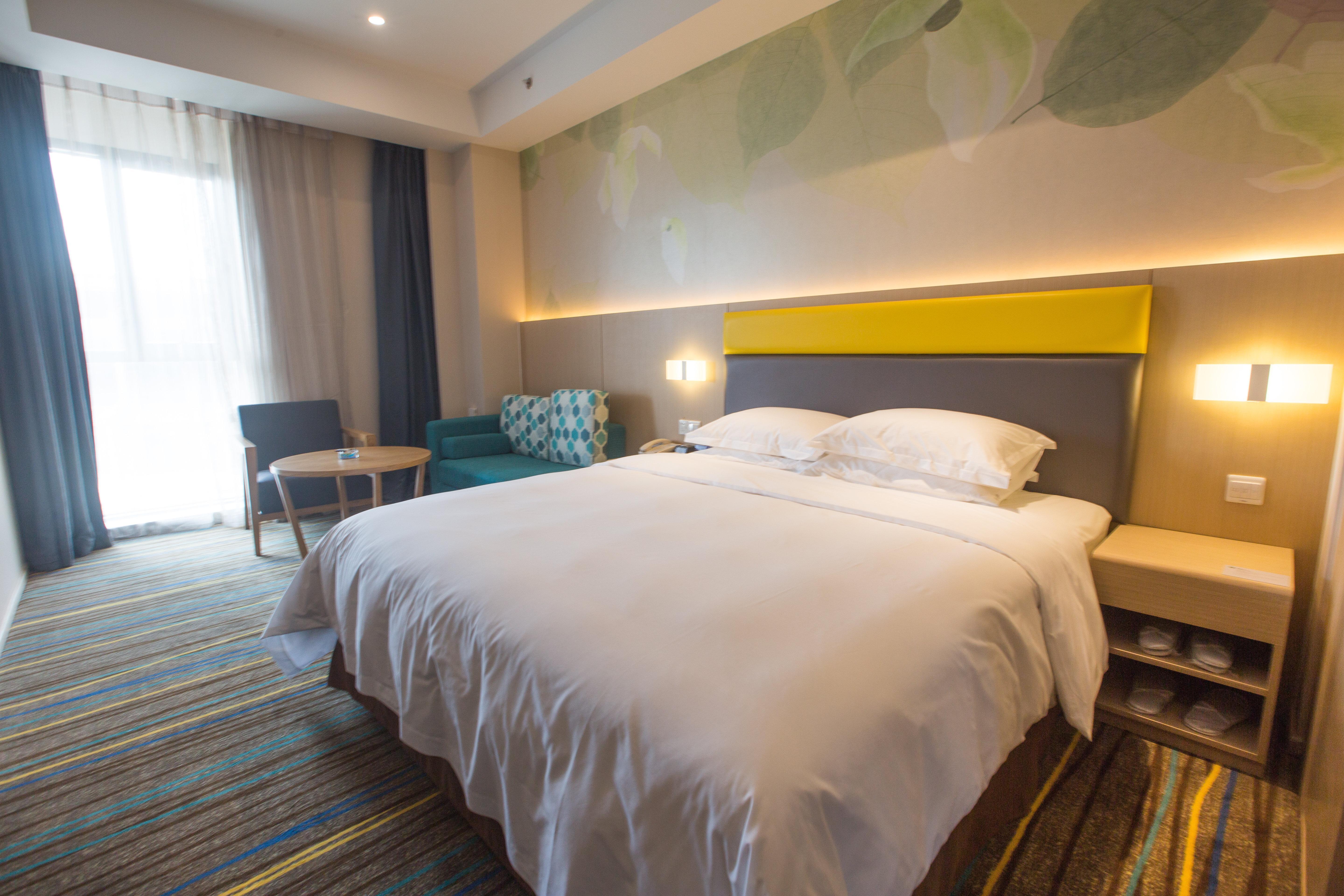 Holiday Inn Express Emei Mountain By Ihg Емейшань Екстер'єр фото