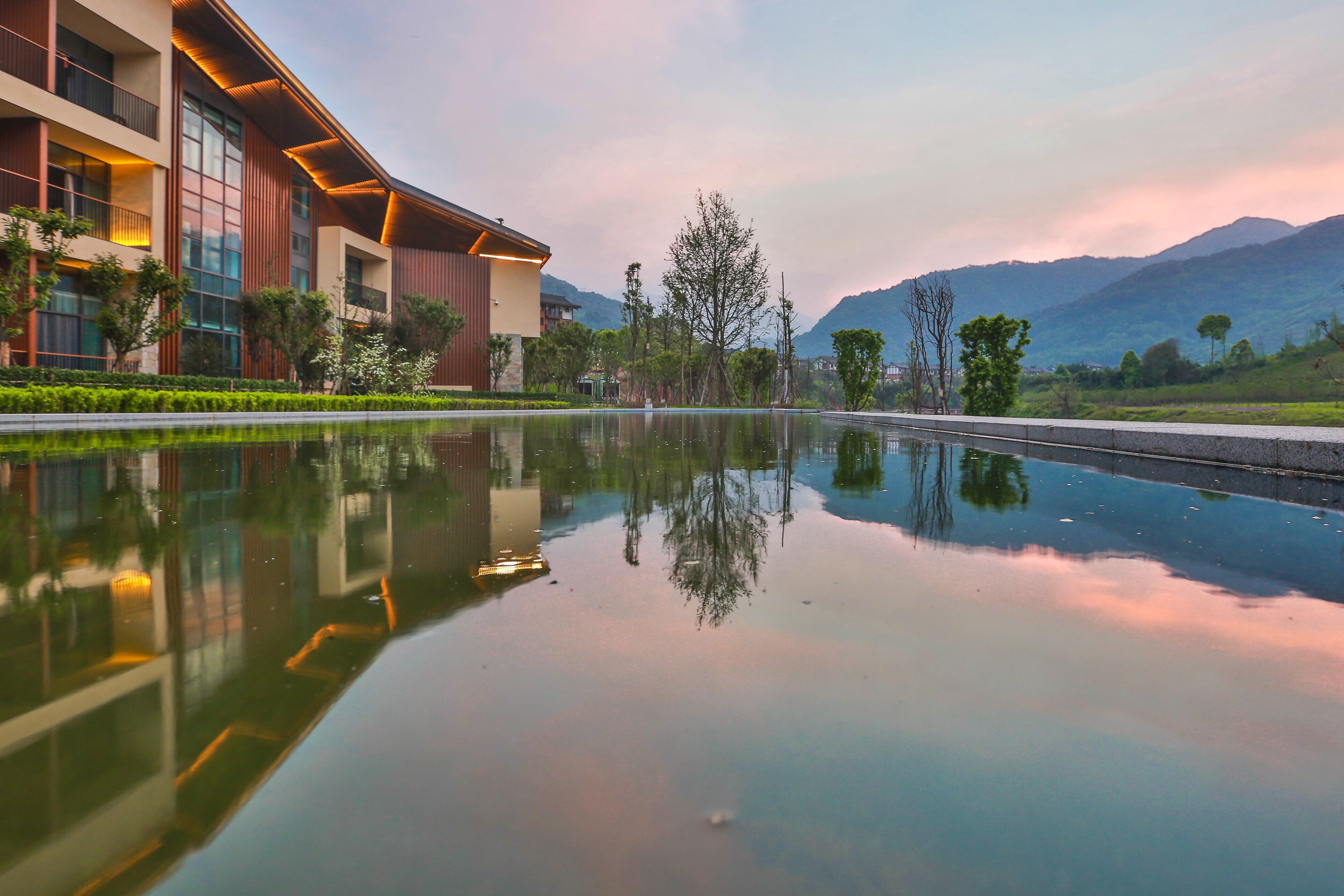 Holiday Inn Express Emei Mountain By Ihg Емейшань Екстер'єр фото