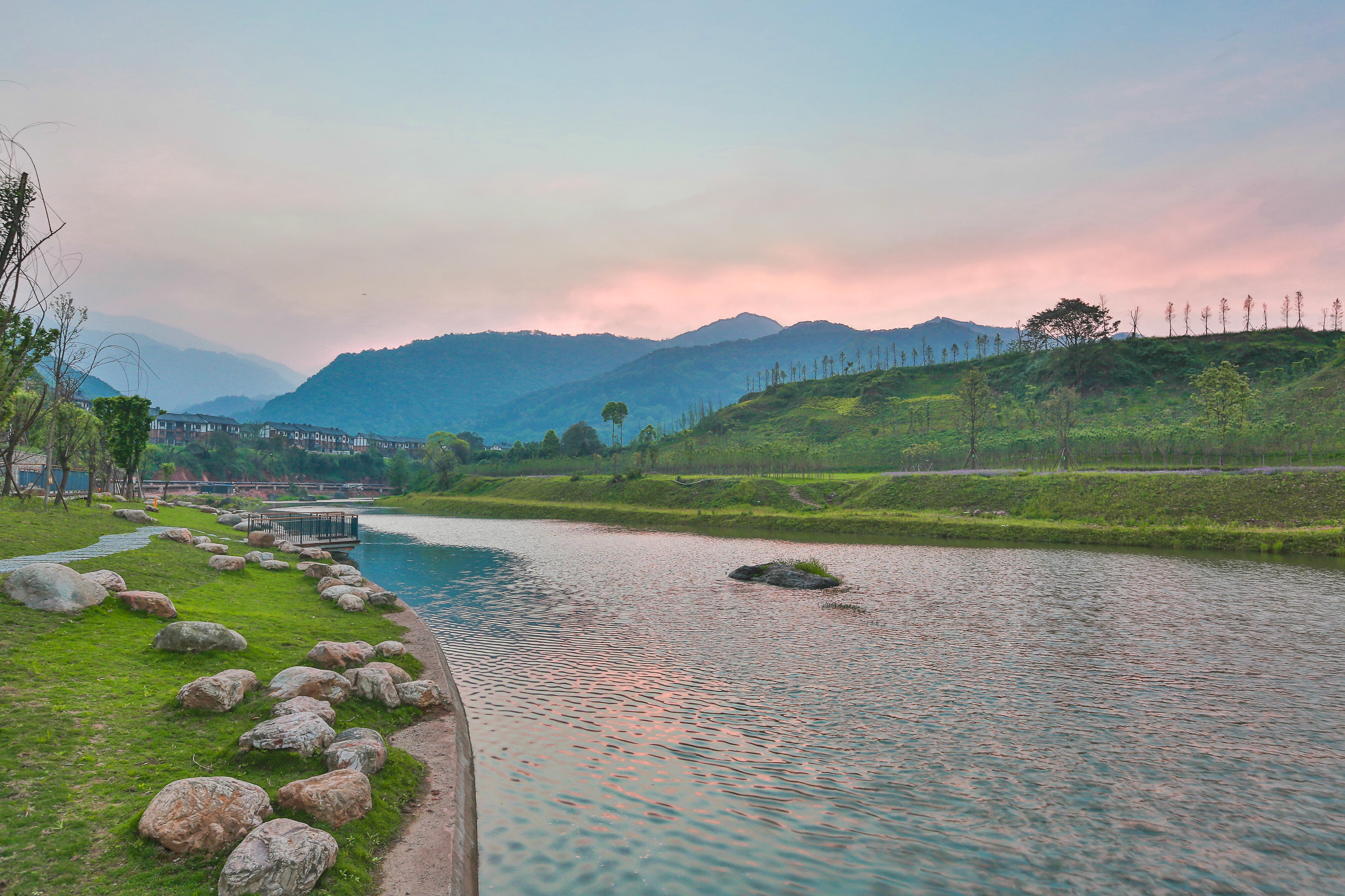 Holiday Inn Express Emei Mountain By Ihg Емейшань Екстер'єр фото