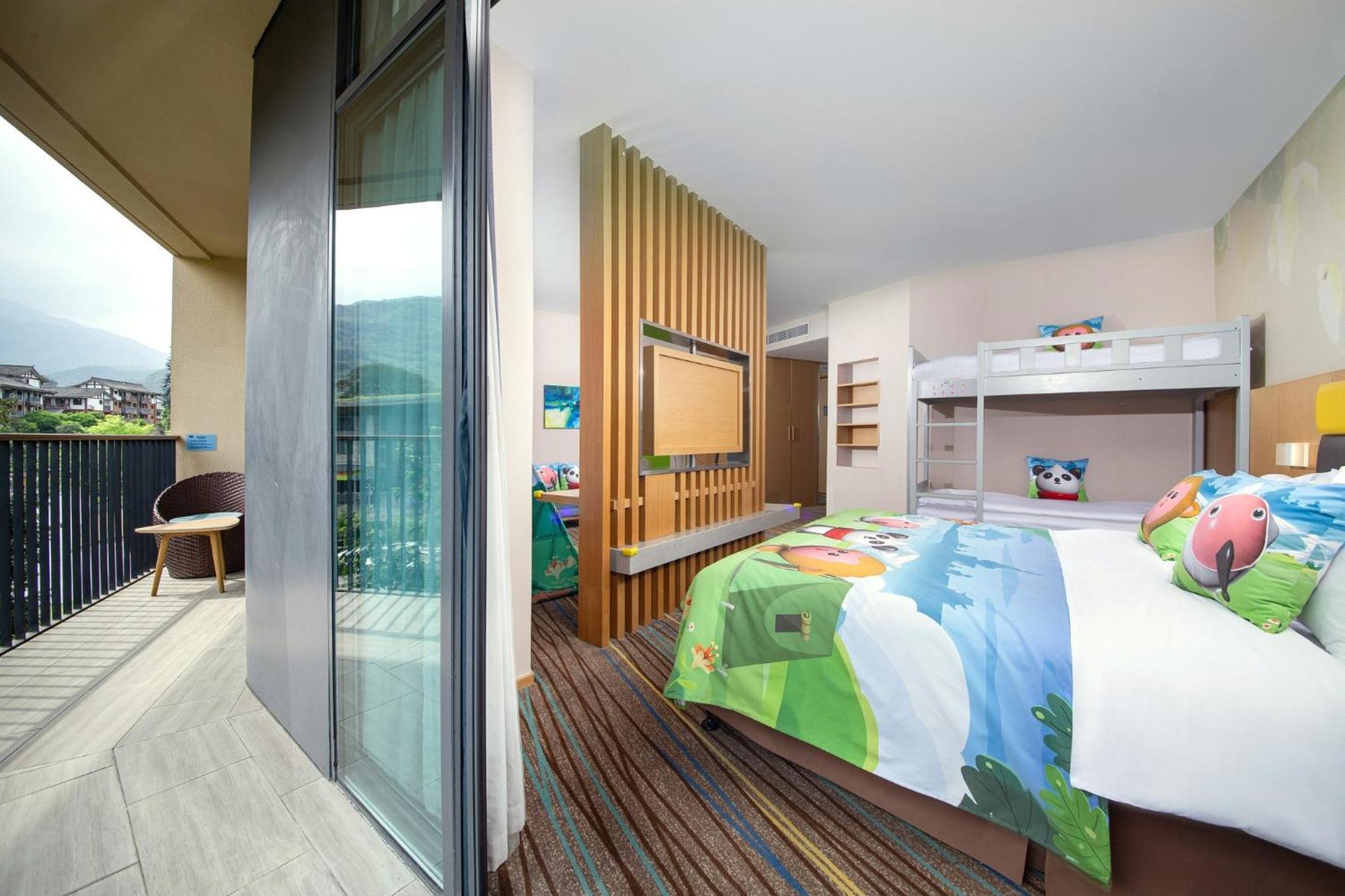 Holiday Inn Express Emei Mountain By Ihg Емейшань Екстер'єр фото