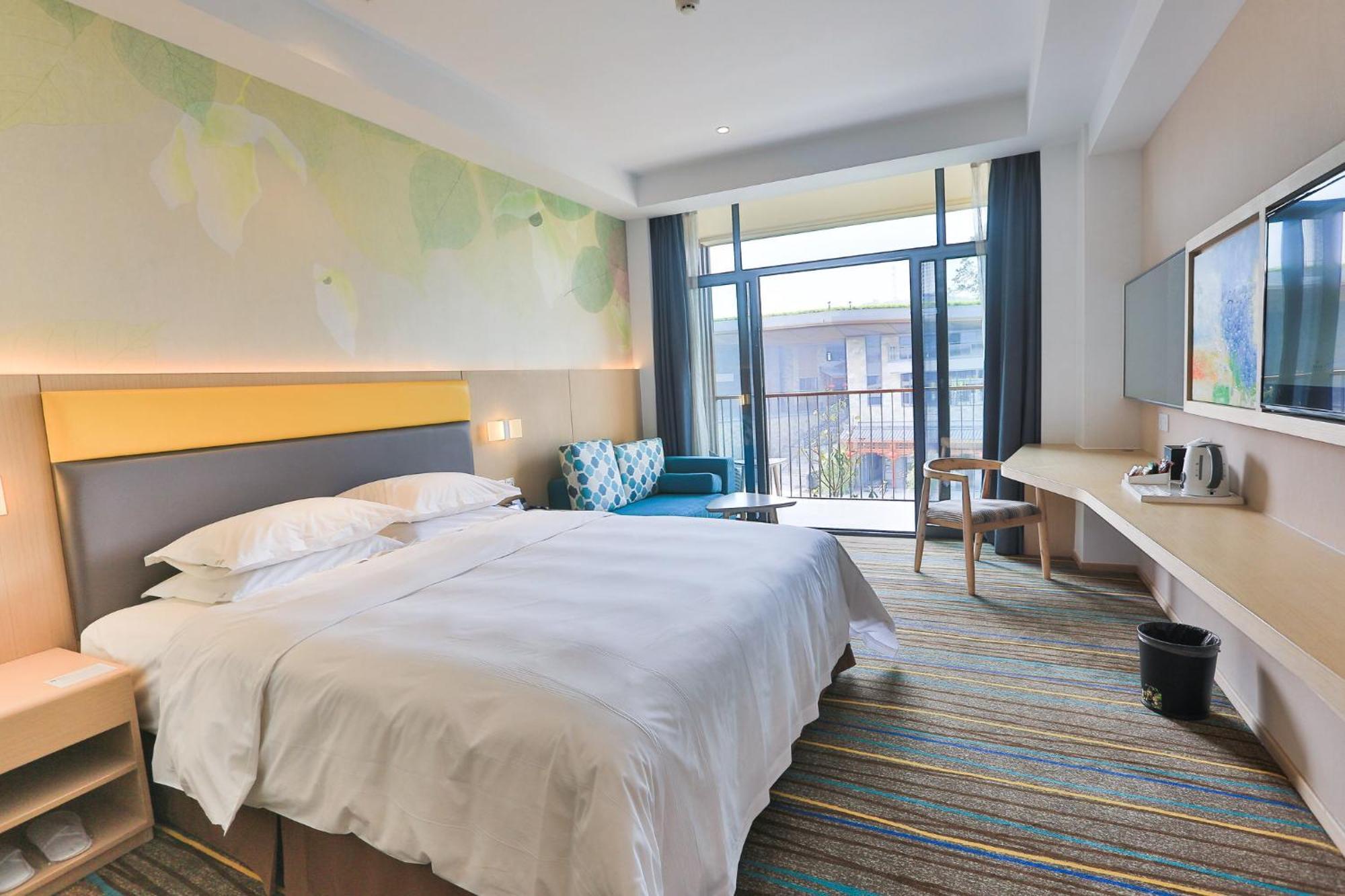 Holiday Inn Express Emei Mountain By Ihg Емейшань Екстер'єр фото